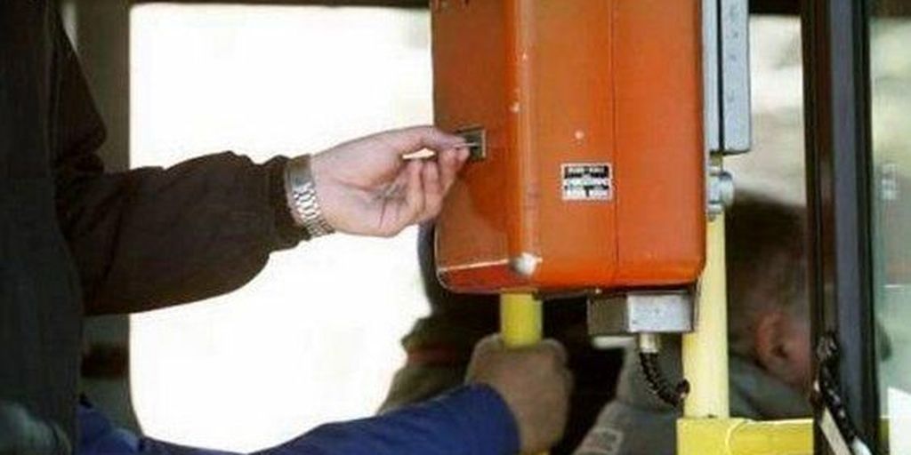 Η λαθρεπιβίβαση στα ΜΜΜ στο «κόκκινο»