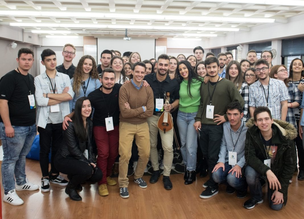 COSMOTE: 620.000 ευρώ σε 41 φοιτητές