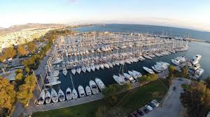 Τρεις δεσμευτικές προσφορές για τη μαρίνα Αλίμου