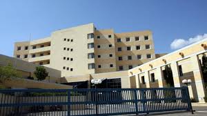 Παράταση δυνατότητας κατάθεσης πινακίδων από τουριστικά οχήματα