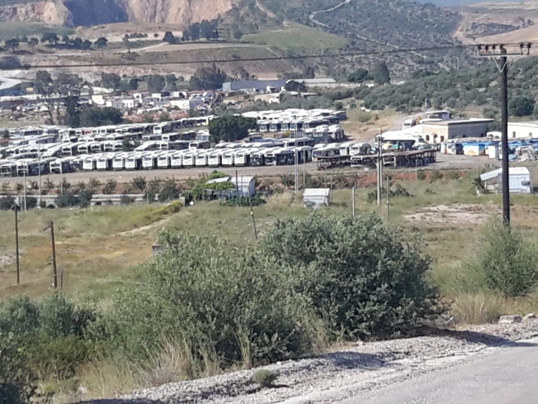 Στο «σφυρί» 225 παροπλισμένα λεωφορεία της ΟΣΥ