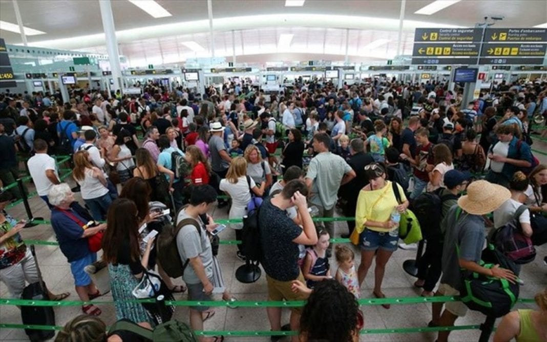 Ανοίγουν οι πύλες της χώρας –  Έτοιμα τα αεροδρόμια να δεχθούν διεθνείς τουρίστες