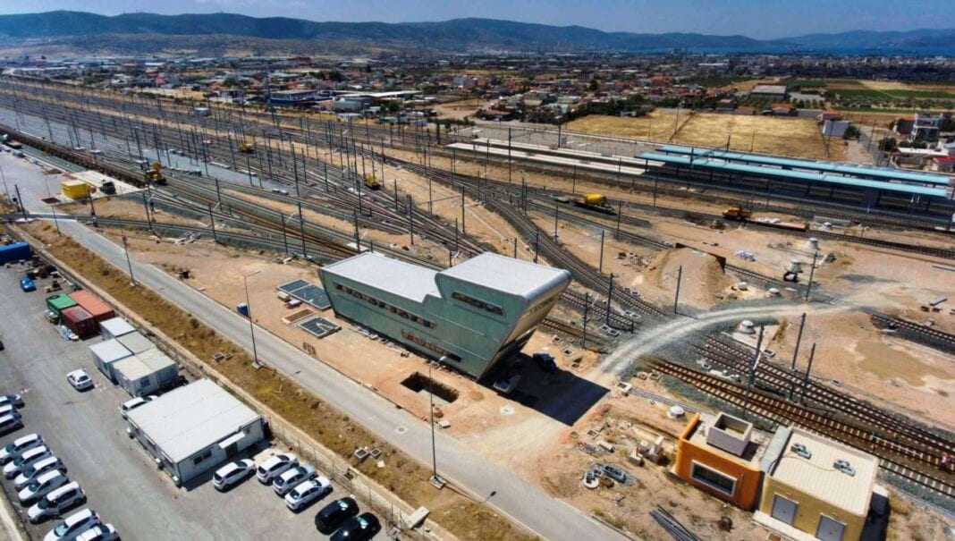 Στη Βουλή το νομοσχέδιο για το εμπορευματικό κέντρο στο Θριάσιο Πεδίο