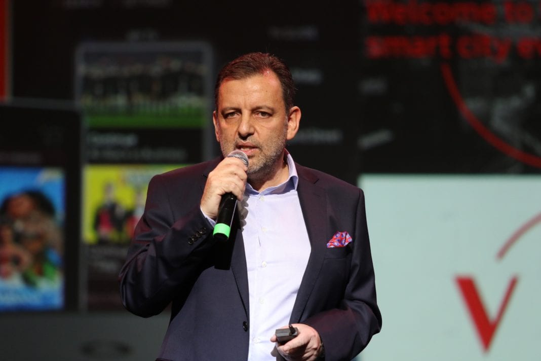 Η Vodafone ενισχύει τα καταστήματα Vodafone με στόχο μία νέα Phygital εμπειρία, συνδυάζοντας το ψηφιακό με το φυσικό περιβάλλον