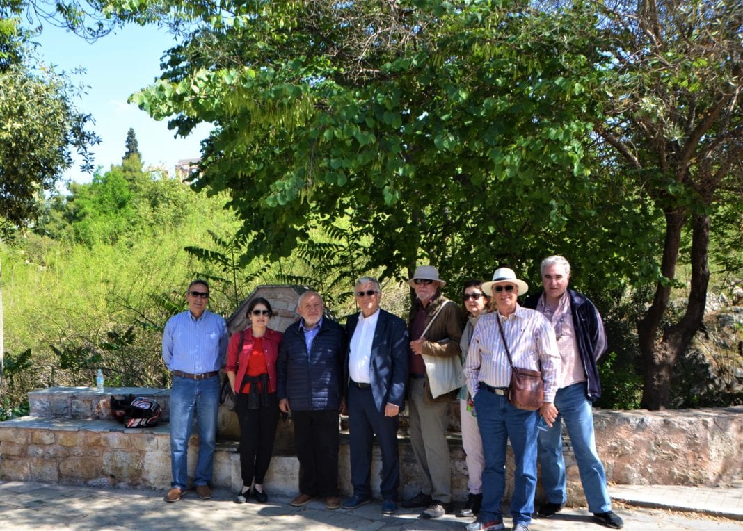 Γιώργος Δημαράς: Επίσκεψη στο ακάλυπτο τμήμα  του  Ιλισού στο κέντρο της Αθήνας