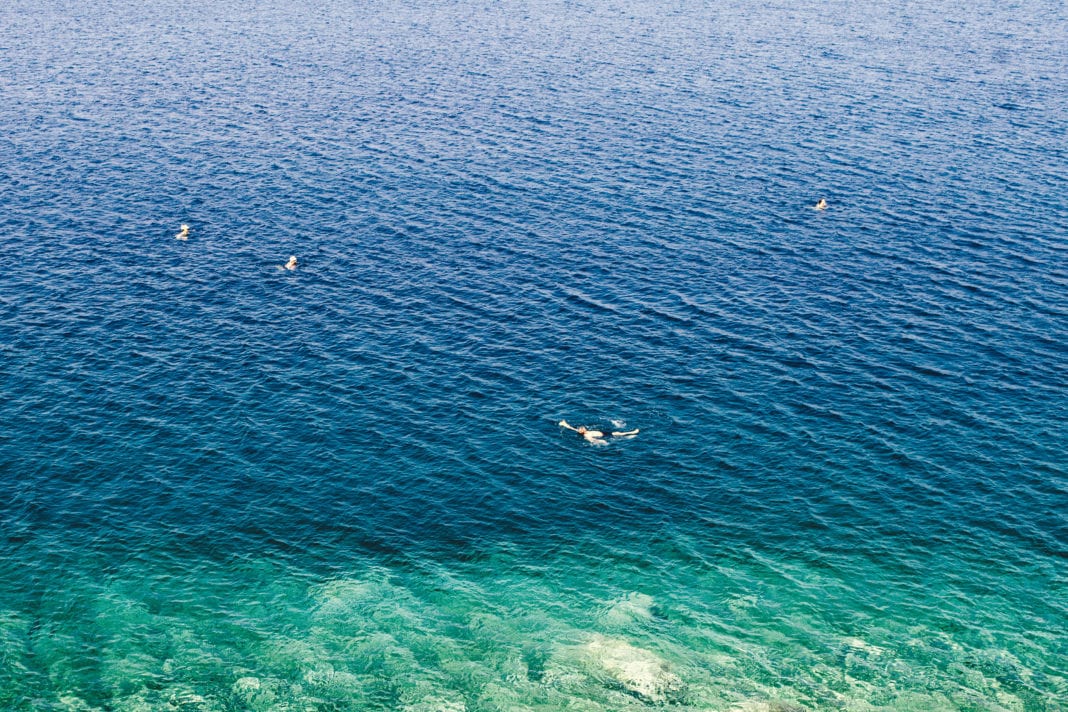 Σταθερά υψηλή η ποιότητα των υδάτων κολύμβησης της χώρας μας