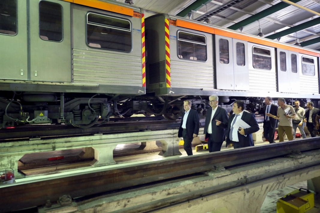 Επίσκεψη της πολιτικής ηγεσίας του Υπουργείου Μεταφορών στο Κέντρο Ελέγχου Λειτουργίας του ΜΕΤΡΟ