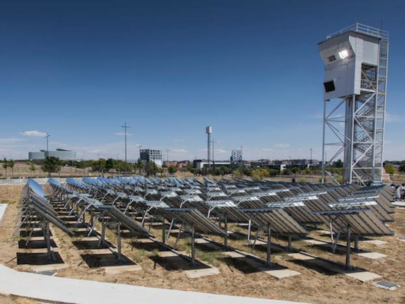 Στην Ισπανία ο πρώτος αντιδραστήρας που παράγει κηροζίνη από τον ήλιο και νερό