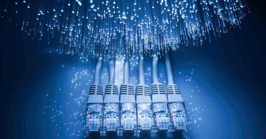 Επιδότηση έως €360 στις επιχειρήσεις για υπερ-ταχύτητες σύνδεσης στο Internet