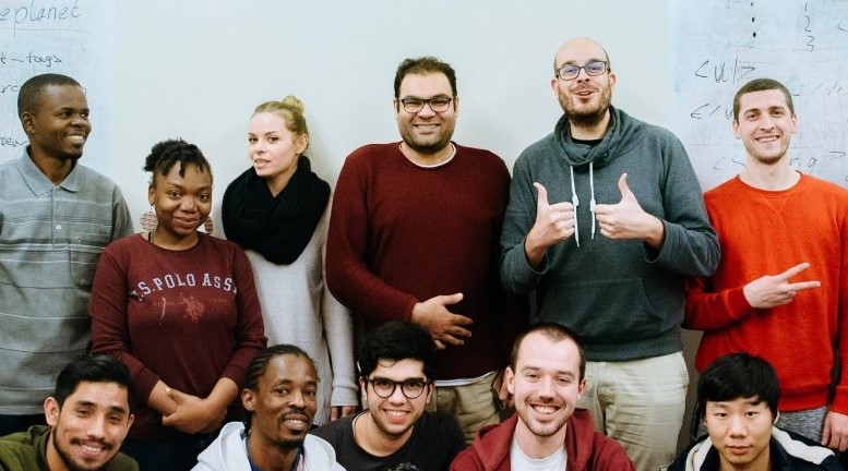 Η Ακαδημία Κοινωνικών Χάκερς βραβεύεται για την προσφορά της