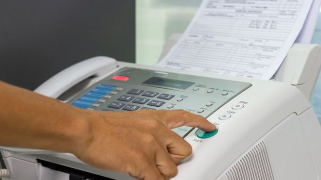 Κάλλιο αργά… παρά FAX