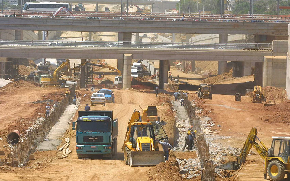 Ιδιώτης τεχνικός σύμβουλος θα «τρέξει» δημόσια έργα 13 δισ. ευρώ