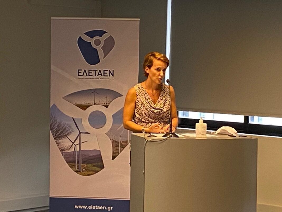 Οι τρεις άξονες της ρύθμισης που επεξεργάζεται το ΥΠΕΝ για τα θαλάσσια αιολικά πάρκα