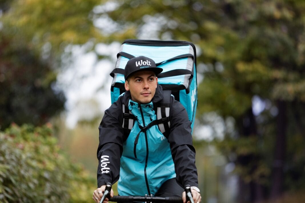 Ικανοποιημένοι οι διανομείς από τη συνεργασία τους με τη Wolt