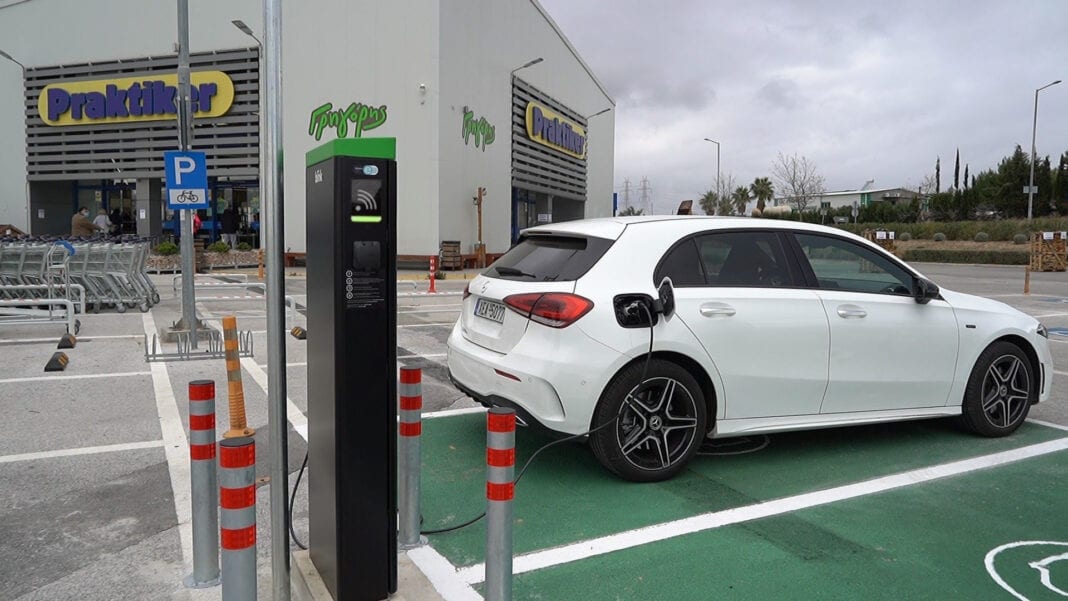 Οδηγίες στους Δήμους για τους σταθμούς φόρτισης ηλεκτρικών οχημάτων 