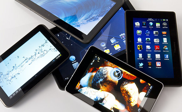 Έκρηξη στις πωλήσεις tablets, ανακάμπτει η αγορά των Chromebooks