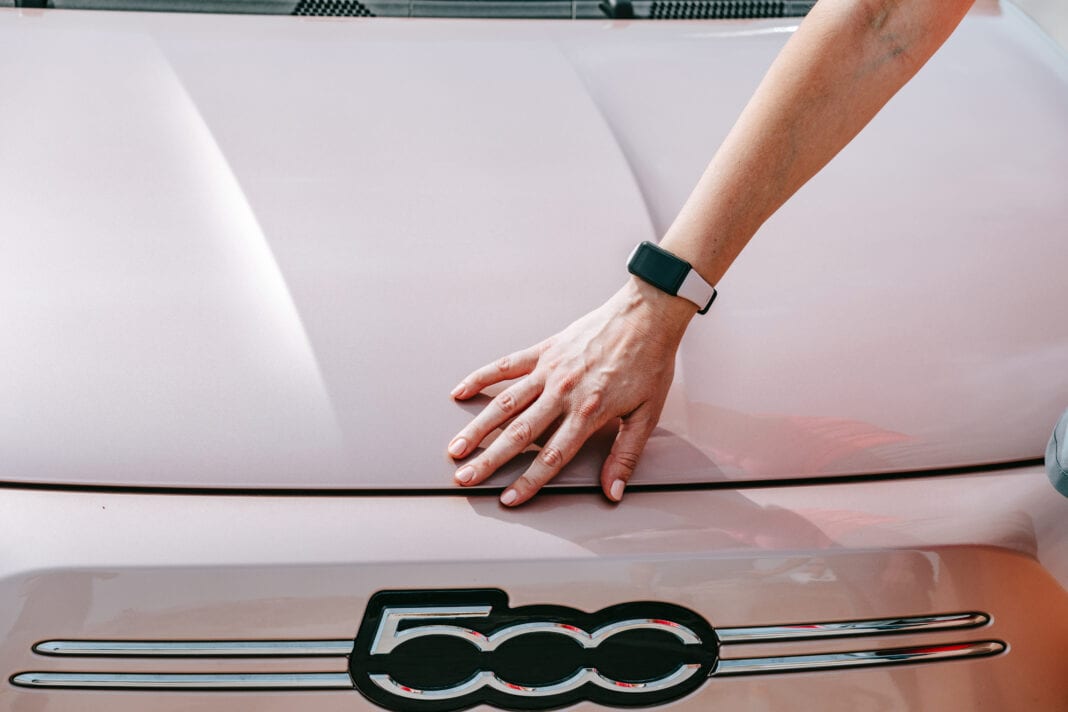 HONOR Band 6 & Fiat 500e: Στιλ και τεχνολογία με επίκεντρο τον άνθρωπο