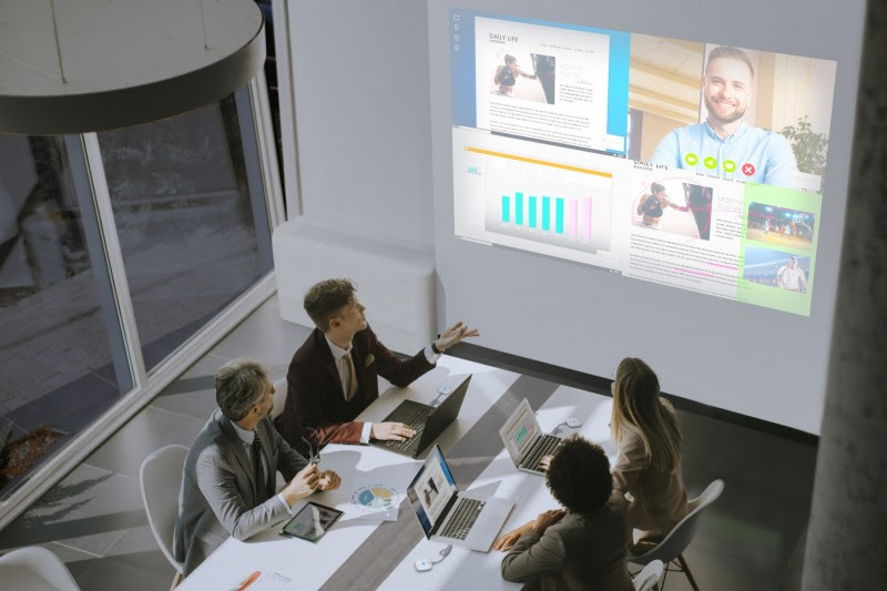 Η Epson κυκλοφορεί νέα ασύρματα συστήματα παρουσίασης