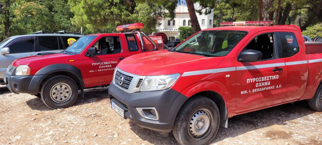 H Nissan – Νικ. Ι. Θεοχαράκης  Α.Ε., υποστηρίζει με πυροσβεστικά NAVARA τον  Σύλλογο Εθελοντών Πολιτικής Προστασίας Δ.Κ. Διονύσου