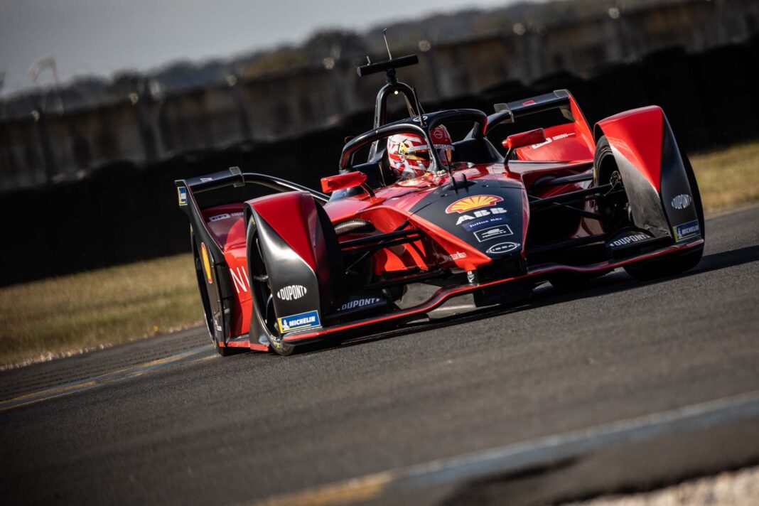 Η Nissan e.dams αποκαλύπτει την τολμηρή, νέα αγωνιστική της εμφάνιση για την 8η σεζόν της Formula E