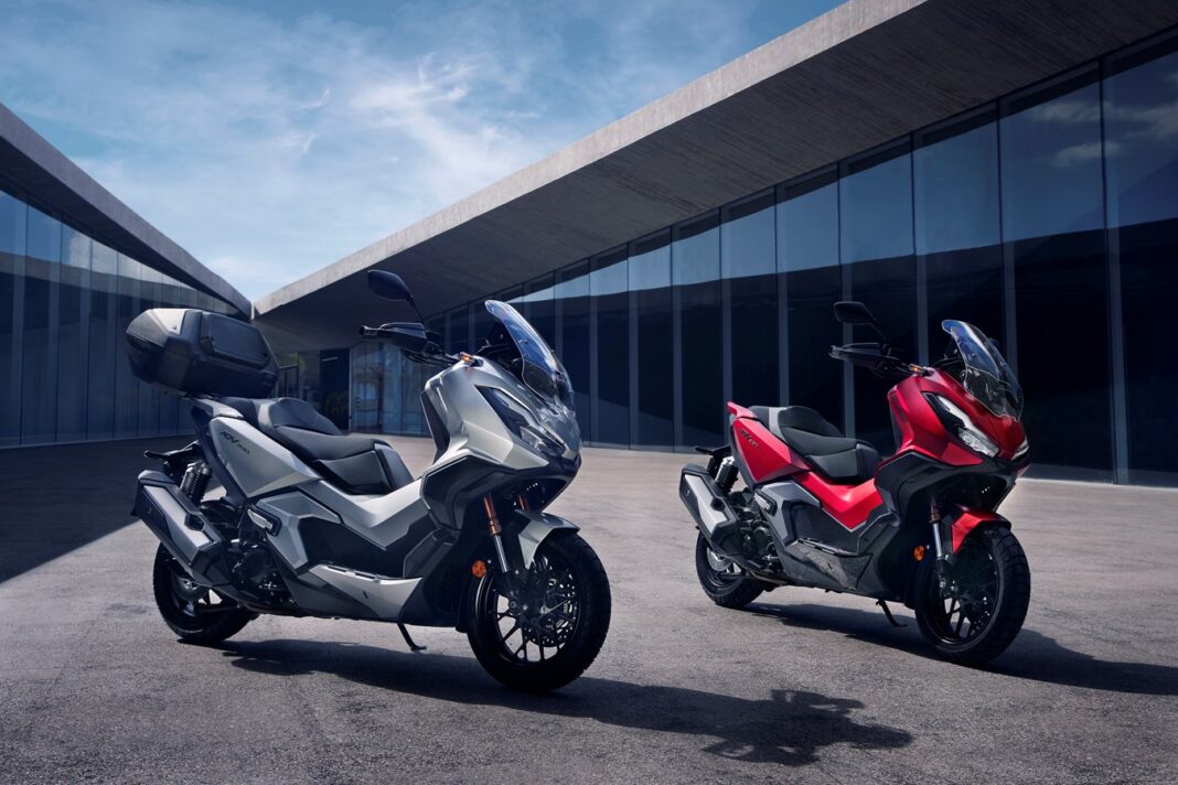 22YM HONDA ADV350: Ένα νέο scooter κάνει την είσοδό του στην οικογένεια της Honda