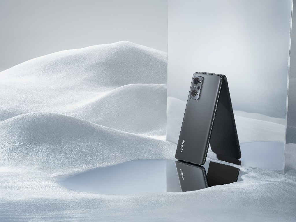 Το realme GT NEO 2 κατέλαβε τη 2η θέση στη δοκιμή μπαταρίας DXOMARK