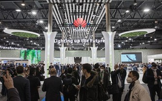 Huawei: Δημοσιοποίησε τον επιχειρηματικό Οδηγό Light up the Future στο MWC