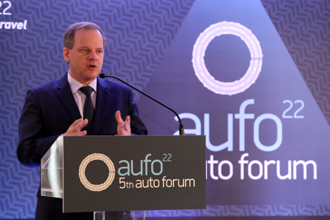 Σχέδιο με 4 + 4 κινήσεις για λύση στο κυκλοφοριακό της Αθήνας 