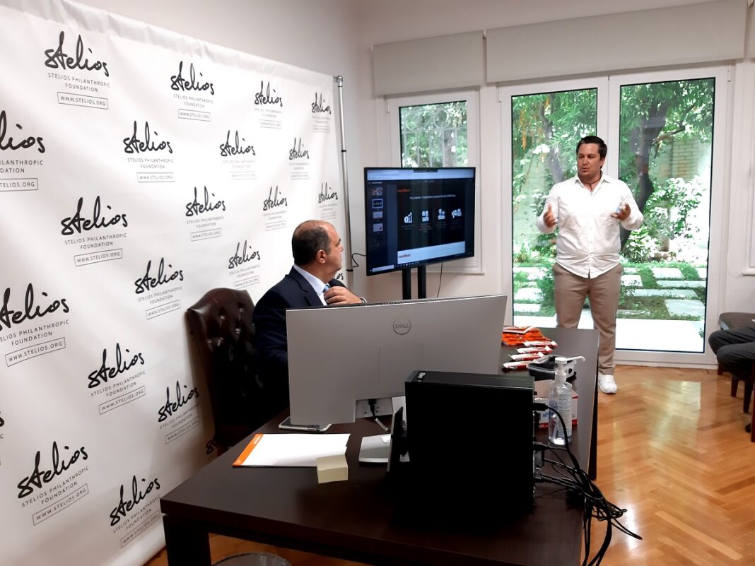 easyBoat: Η ελληνική startup που κέρδισε τον Sir Στέλιο Χατζηιωάννου