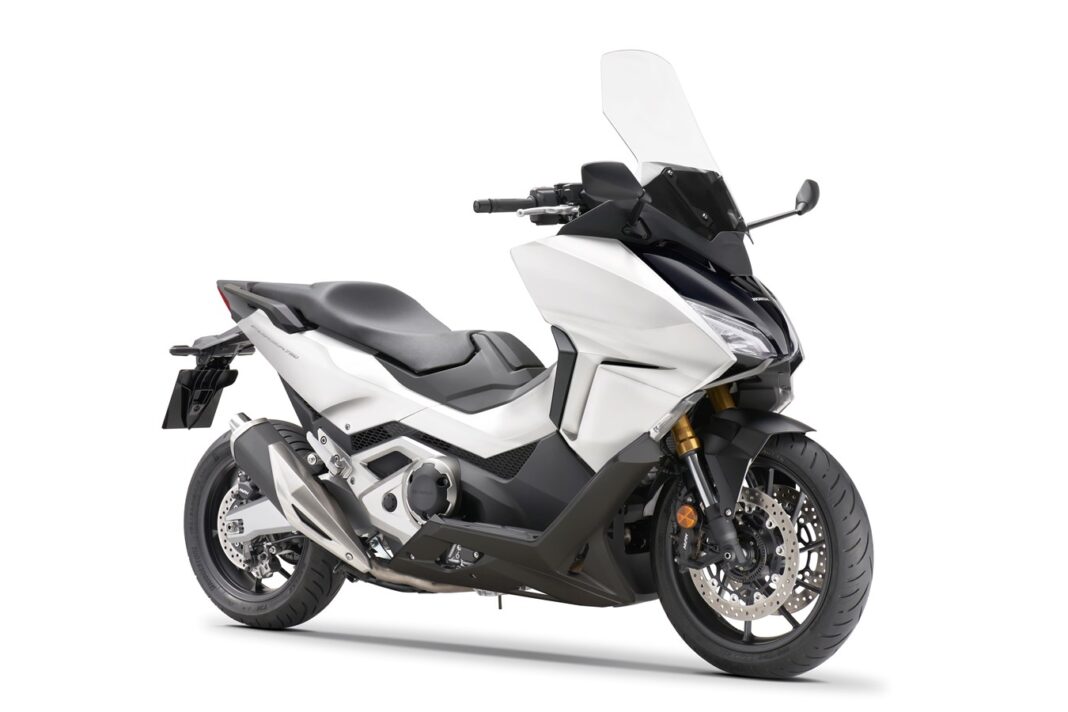 23YM HONDA FORZA 750: Το απόλυτο scooter πόλης