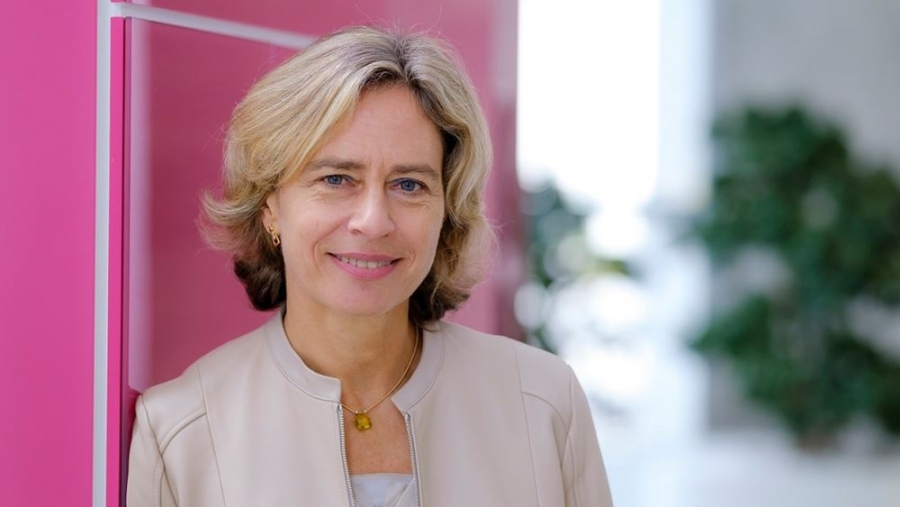 Dominique Leroy (Deutsche Telekom): Επενδύουμε €3 δισ. στην Ελλάδα – Φήμες η πώληση του ΟΤΕ