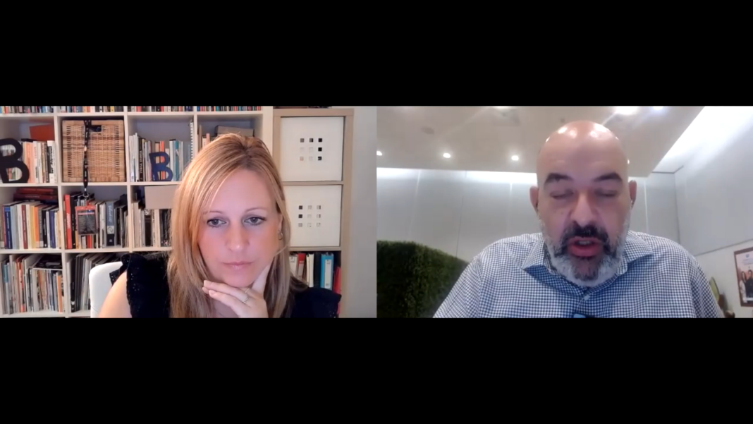 Απλά Ψηφιακά 109: Τα ΑΙ πλάνα της Salesforce, το iPhone 15 και η συνεργασία Vodafone – Public