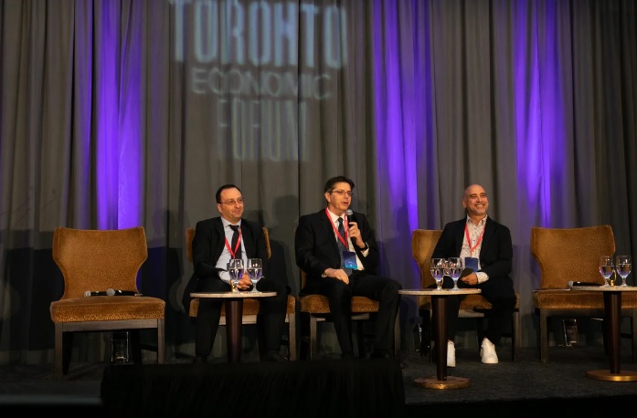 Οι ελληνικές εταιρείες που παράγουν τεχνολογία για το Διάστημα και τα drones που «ρίχνονται» στη μάχη της κατάσβεσης δασικών πυρκαγιών