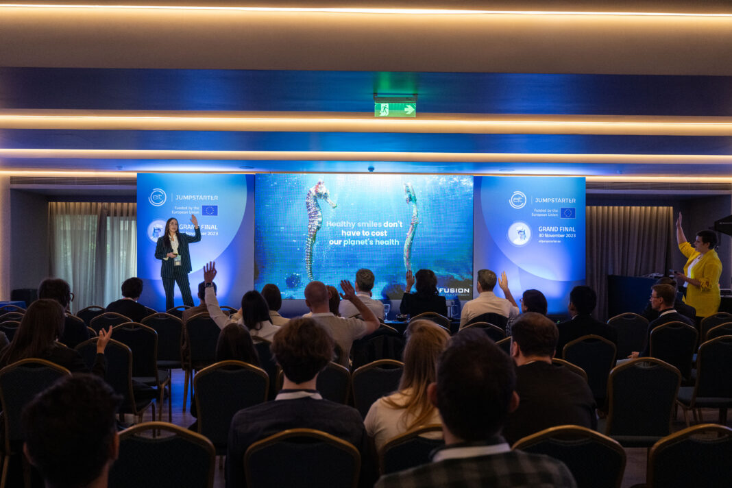 Βραβεία για 27 καινοτόμες ευρωπαϊκές εταιρείες στον Μεγάλο Τελικό του EIT Jumpstarter