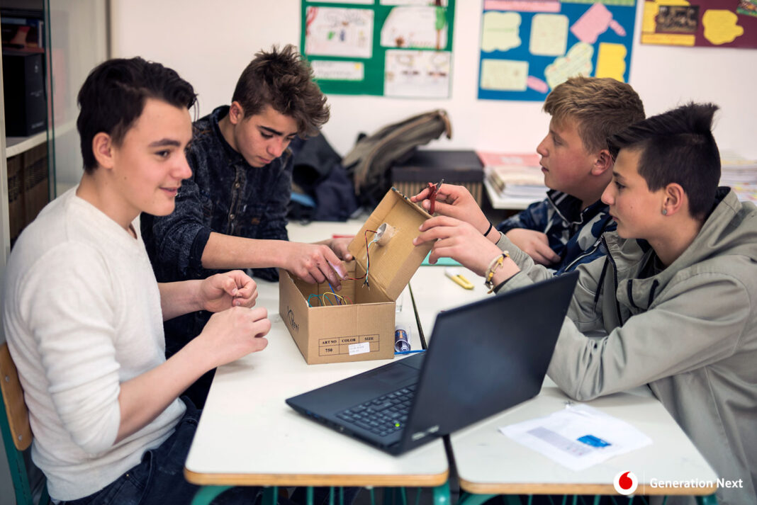 Ίδρυμα Vodafone: 7ος Πανελλήνιος Διαγωνισμός Generation Next με δώρο ένα ταξίδι στο CERN