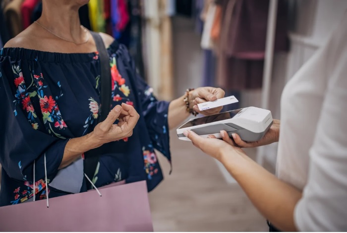 Visa: Νέο εργαλείο καταπολέμησης επιθέσεων σε λογαριασμούς με χρήση γενετικής τεχνητής νοημοσύνης