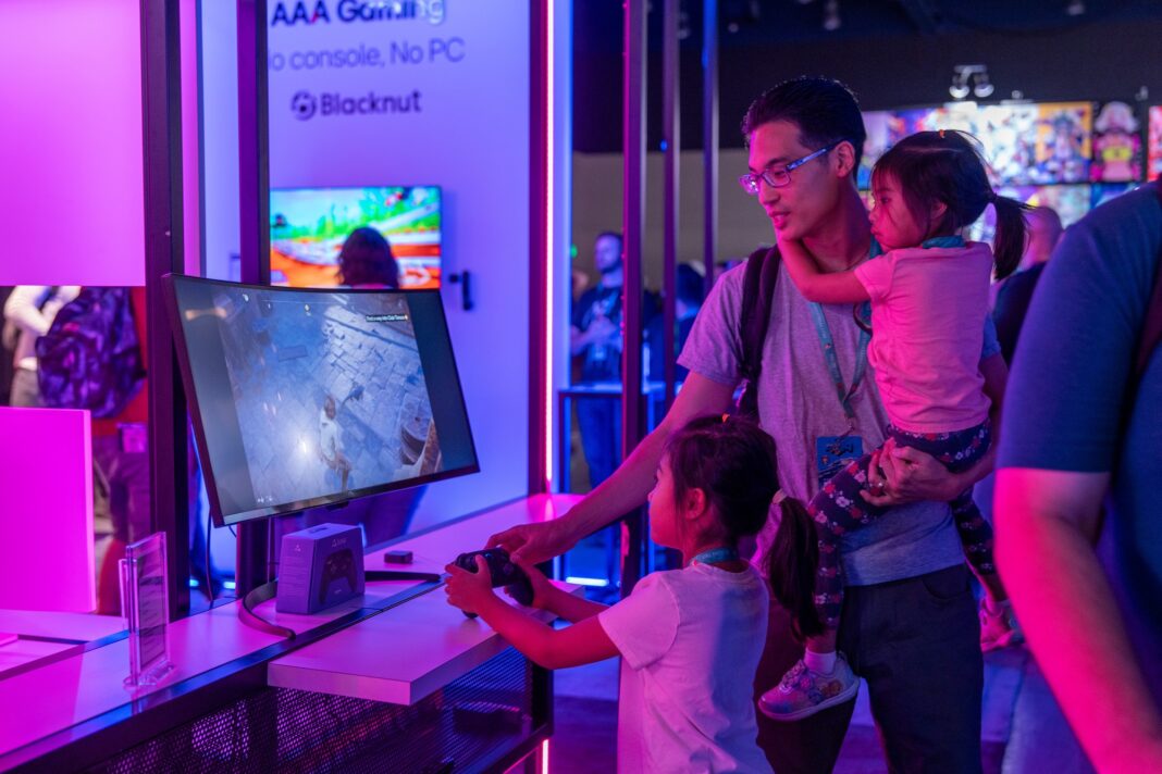 Η LG παρουσιασε την τεχνολογια webOS cloud Gaming στο PAX West