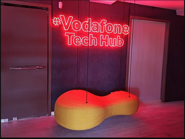 Vodafone Ελλάδας: Σε πλήρη λειτουργία το Vodafone Tech Hub της Θεσσαλονίκης