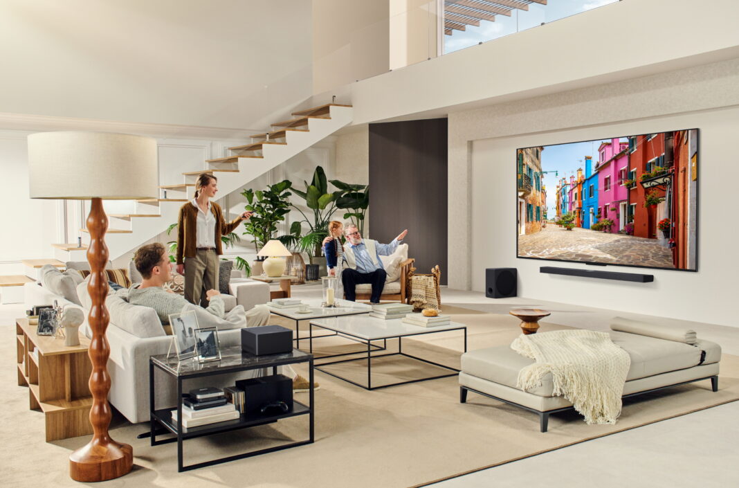 Η νέα LG QNED EVO 2025 αναβαθμίζεται με τις βασικές καινοτομίες της OLED: ασύρματη σύνδεση, AI και εξατομίκευση