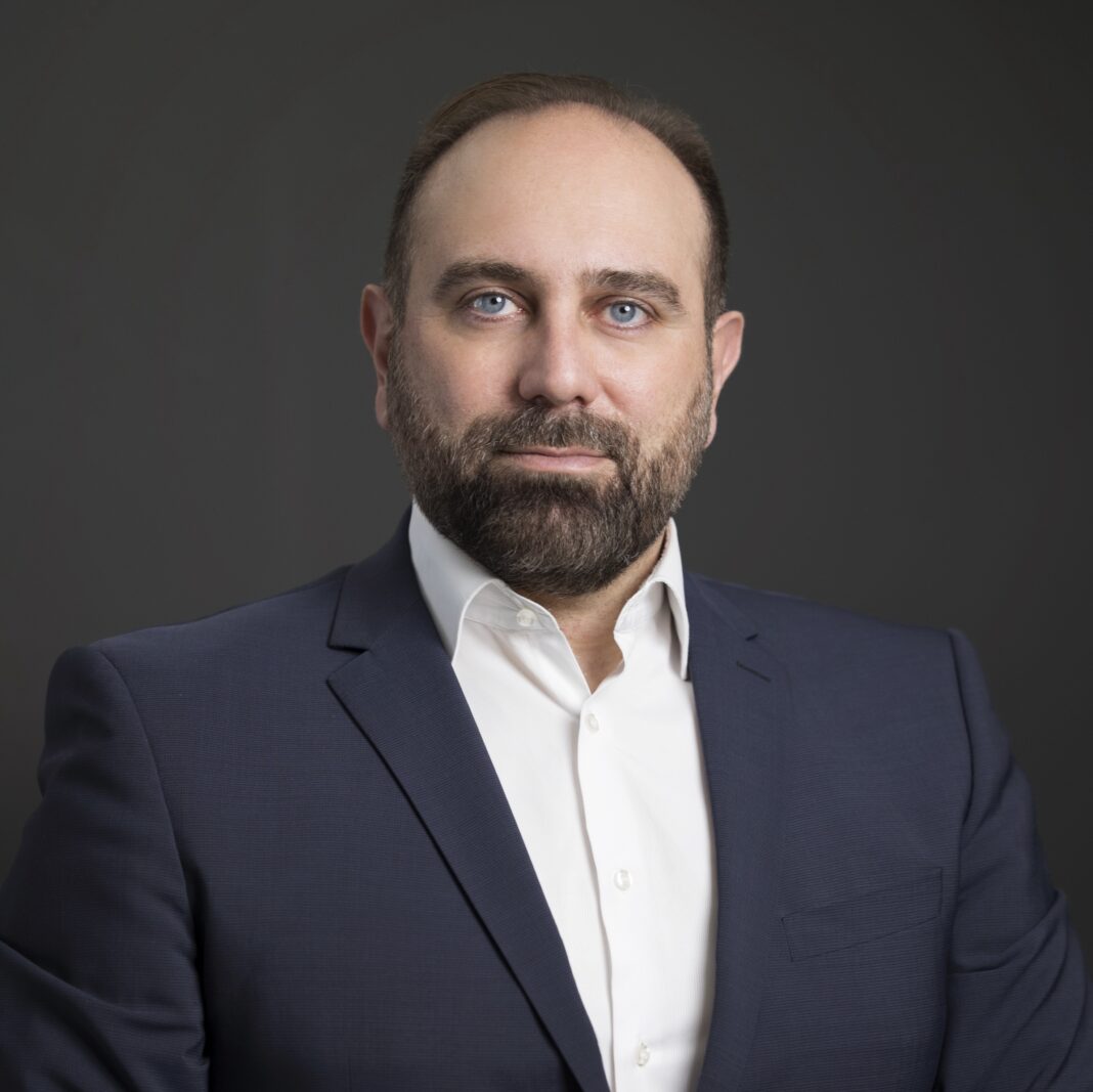 ΣΕΚΕΕ: Στρατηγική συνέχεια και ενίσχυση μελών – Ο Μάνος Μακρομάλλης ανανεώνει τη θητεία του στην Προεδρία