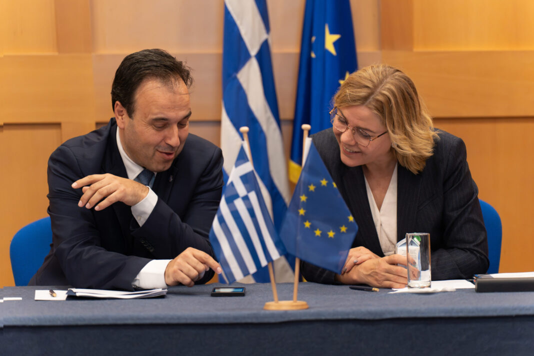 Δημήτρης Παπαστεργίου: Η Ελλάδα στις πρώτες χώρες που θα ενσωματώσουν την ευρωπαϊκή προσέγγιση age verification στο «Kids Wallet»