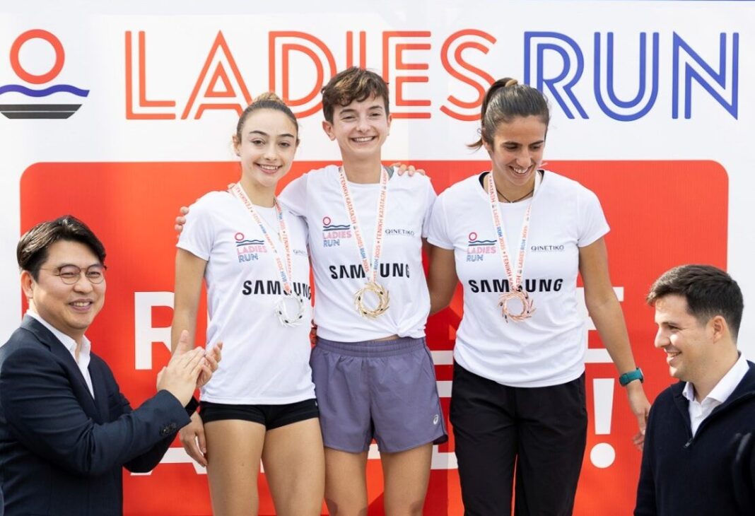 Η Samsung Electronics Hellas έδωσε τον ρυθμό στο Ladies Run 2025 με Galaxy συσκευές