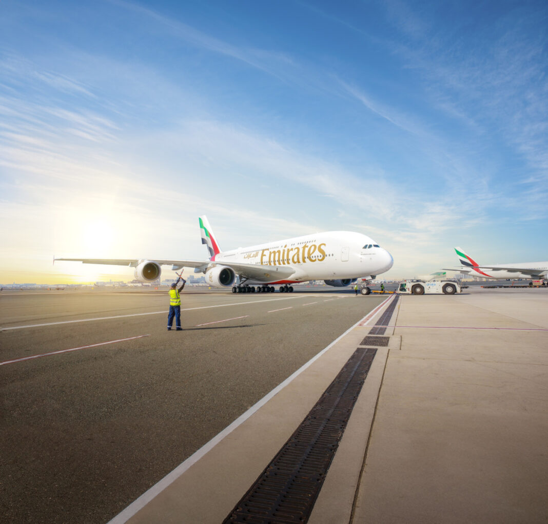 Κέρδη-ρεκόρ για την Emirates το έτος 2025-2026