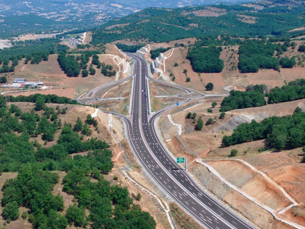 Χρίστος Δήμας: Μέσα στον Ιούλιο παραδίδεται στην κυκλοφορία το Βόρειο Τμήμα του Αυτοκινητόδρομου Ε65, Καλαμπάκα – Γρεβενά